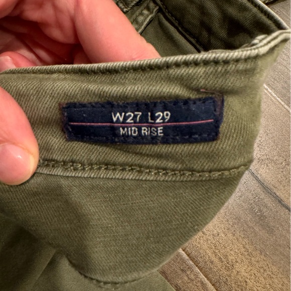 Khaki jeans (the best neutral!) - Picture 4 of 5